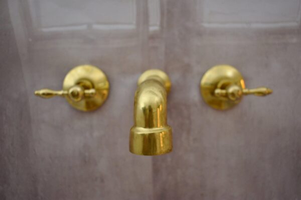 Handmade Unlacquered Brass Wall-Mounted Faucet - Image 7