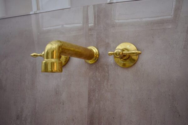 Handmade Unlacquered Brass Wall-Mounted Faucet - Image 5