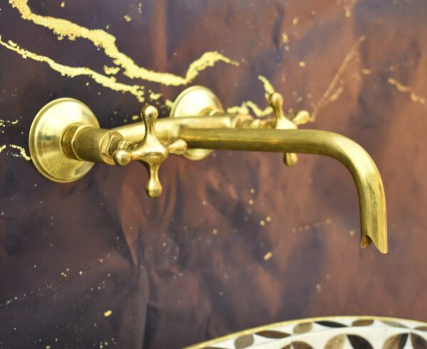 Unlacquered Brass Wall-Mounted Faucet - Image 5