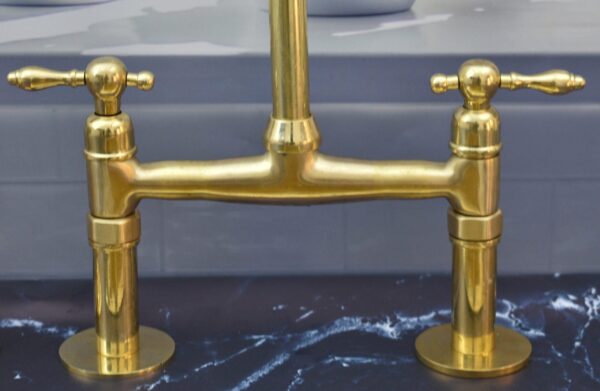 Unlacquered brass bridge faucet - Image 7